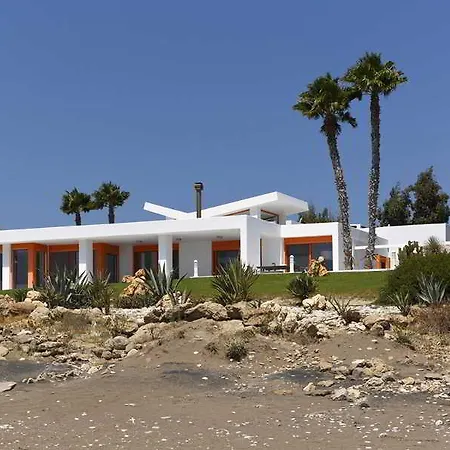Seven Villa