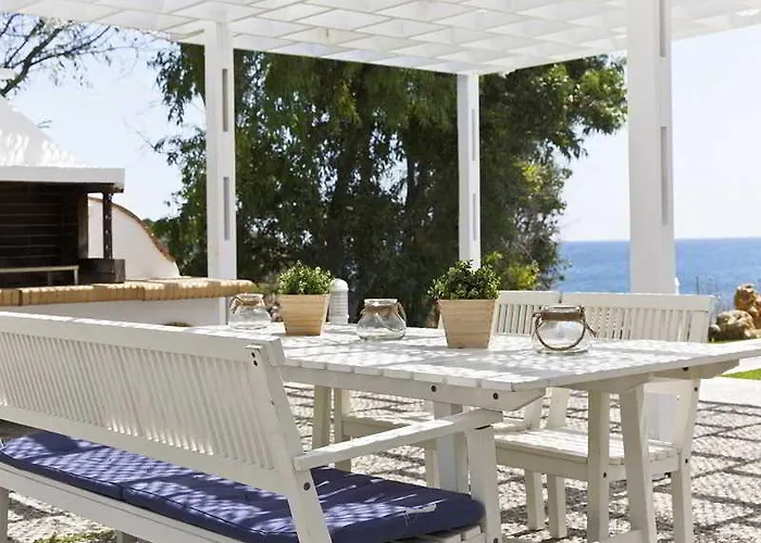 Villa Seven Lakhania