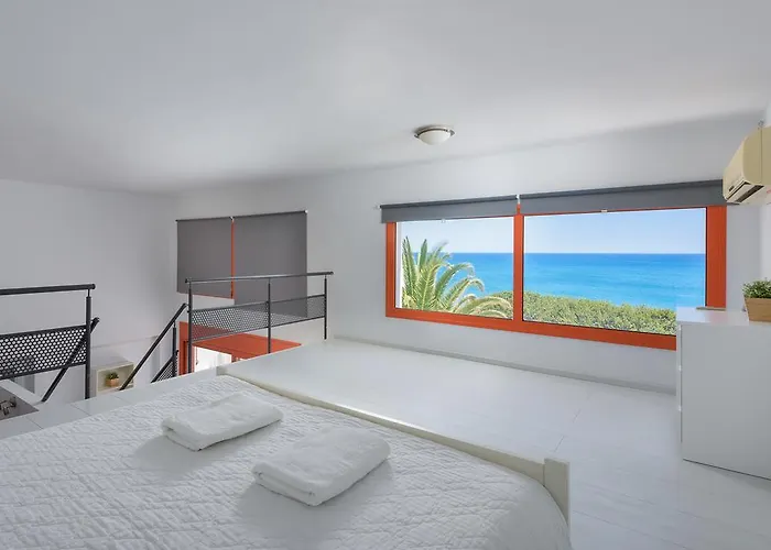 Seven Villa
