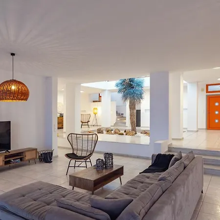 Seven * Лакания